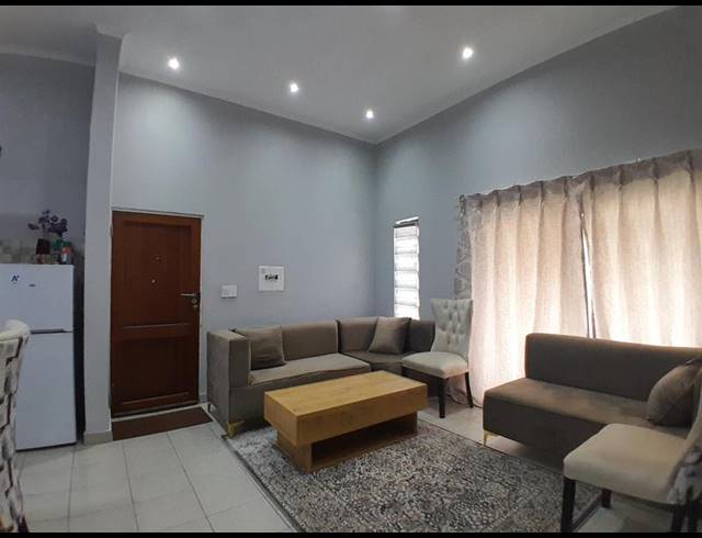 1 BEDROOM PROPERTY TO RENT IN ELDO LAKES ESTATE
